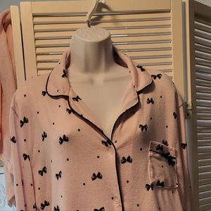 Pink & black bow polyester night shirt